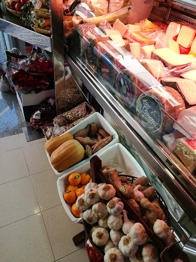 Carnisseria Xarcuteria Ca n'Espanyol ubicada en Ibiza (Islas Baleares)