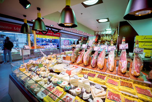 Mercado de Las Ventas ubicada en Madrid (Madrid)