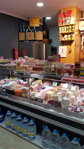 Charcuteria selecta y cortador de jamon jesus lopez ubicada en Cádiz (Cádiz)