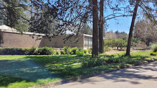 Relieve del Museo de Carruajes ubicada en Madrid (Madrid)