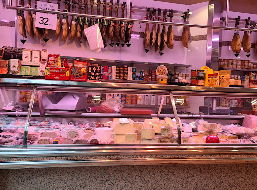 Cansaladeria MontseiÁngel ubicada en Barcelona (Barcelona)