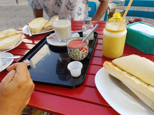 La desayunería de Floren ubicada en Conil de la Frontera (Cádiz)