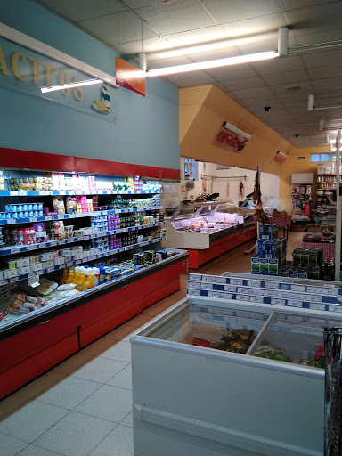 Supermercado Claudio ubicada en Mondoñedo (Lugo)