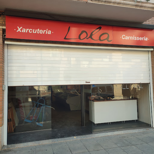 Carnisseria Xarcuteria Lola ubicada en Sant Joan de Vilatorrada (Barcelona)