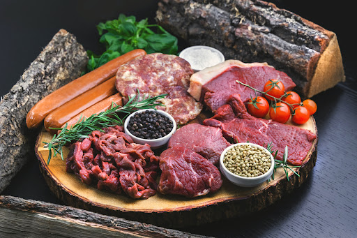 Carnicería - Charcutería Reina / Pollo a la brasa / Elaboración de salchichas / CHO ubicada en Cho (Santa Cruz de Tenerife)