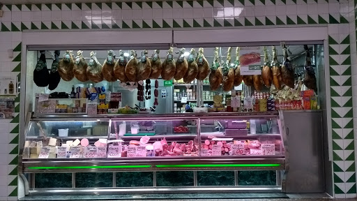 Mercat dels Pins ubicada en Manises (Valencia)