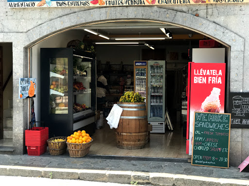 The Plaza Grocery ubicada en Sóller (Islas Baleares)