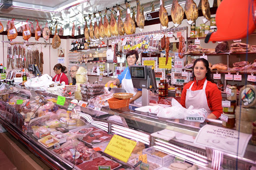 Carnicería Lizarra ubicada en Bilbao (Vizcaya)