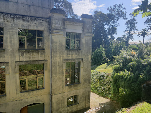 Escuela Universitaria de Enfermería ubicada en A Coruña (A Coruña)