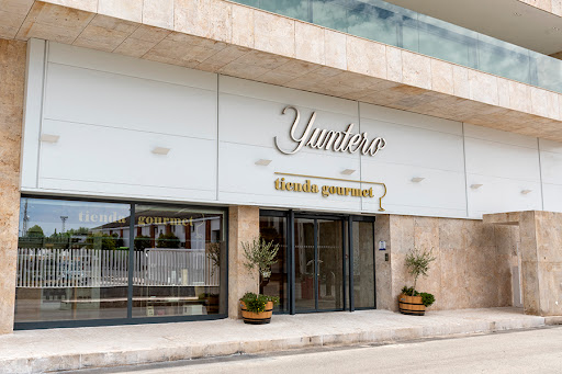 Yuntero Tienda Gourmet ubicada en Manzanares (Ciudad Real)