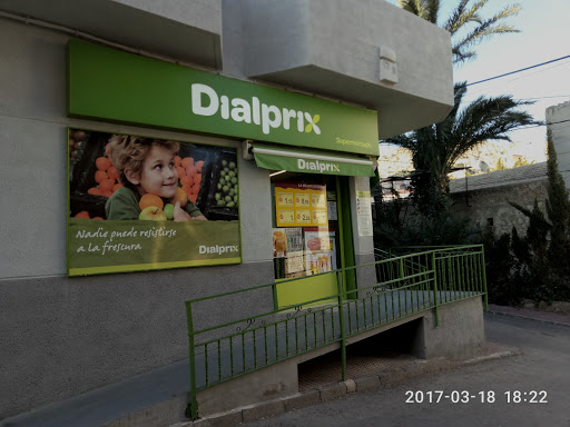 Supermercado Dialprix ubicada en Abanilla (Murcia)