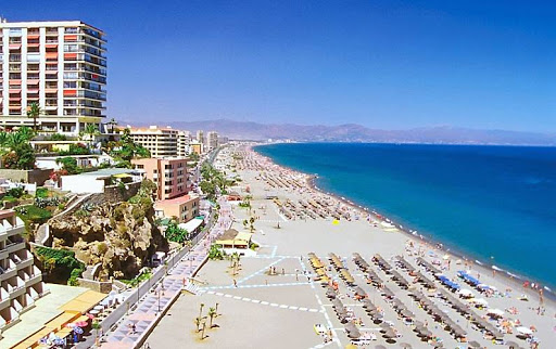 797 Holiday Rentals ubicada en Benalmádena (Málaga)