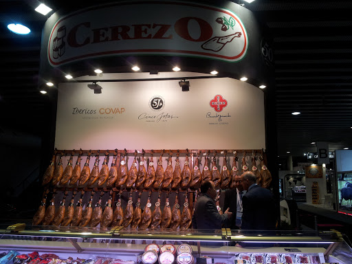 Distribucions del Pernil Cerezo ubicada en Terrassa (Barcelona)