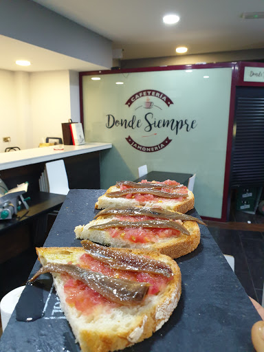 Cafetería Jamoneria Donde Siempre ubicada en Benahadux (Almería)