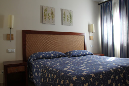 Apartamentos Jimmy ubicada en Nerja (Málaga)