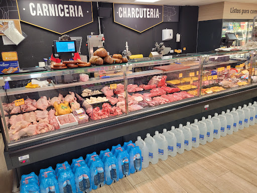 Suma supermercados ubicada en Cala Ratjada (Islas Baleares)