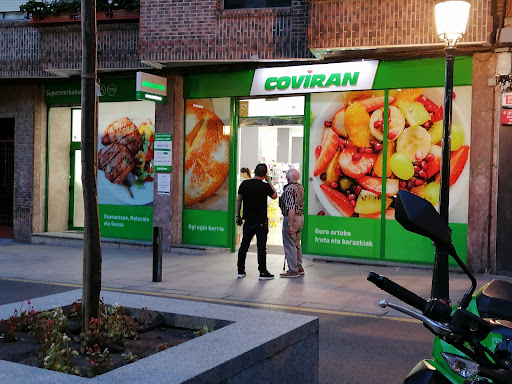 Supermercado Coviran ubicada en Guernica (Vizcaya)