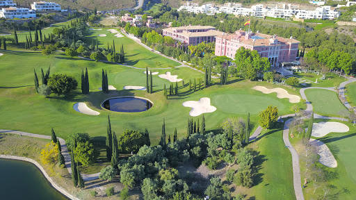 Villa Padierna Golf Club ubicada en Marbella (Málaga)