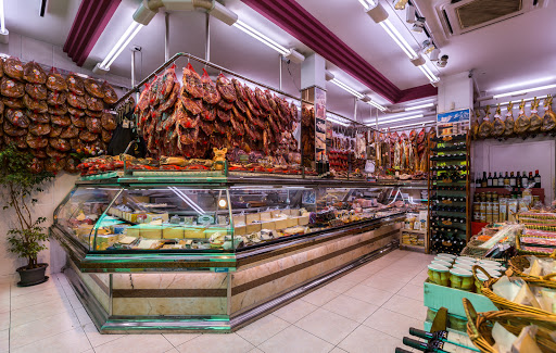 Xarcuteria Gracia Martínez - Travessera ubicada en Barcelona (Barcelona)