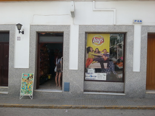 Alimentación Cristobal ubicada en Conil de la Frontera (Cádiz)