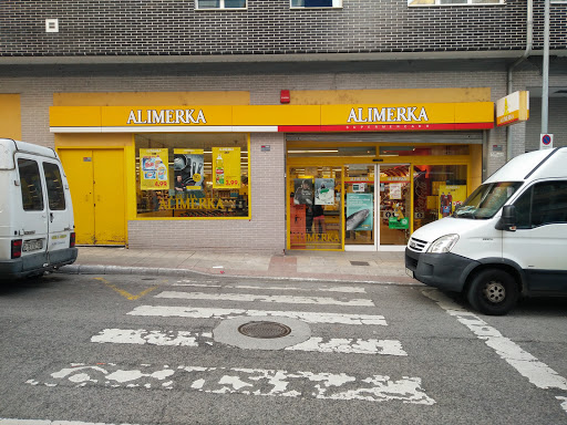 Supermercados Alimerka ubicada en Pravia (Asturias)