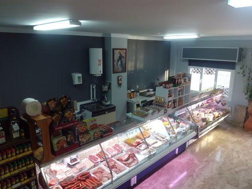 Tienda Carnicería-Charcutería La Purísima ubicada en Pedrera (Sevilla)