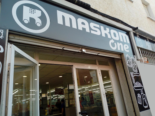 Maskom One Supermercados ubicada en Coín (Málaga)