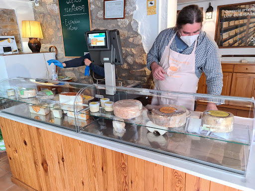 Quesería Artesana Los Corrales ubicada en Almedíjar (Castellón)