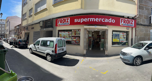 Supermercados Froiz ubicada en Muxía (A Coruña)