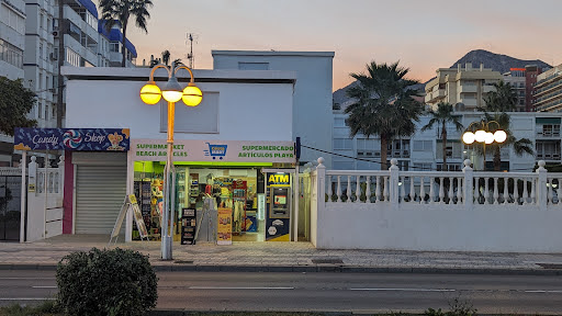 CostaMart Supermarket ubicada en Benalmádena (Málaga)