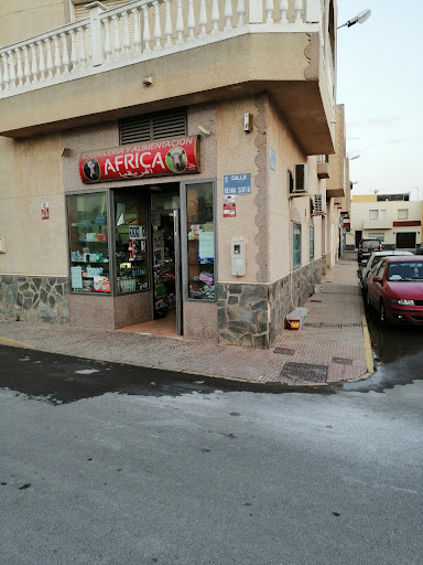 Carnicería y alimentación Africa ubicada en La Mojonera (Almería)