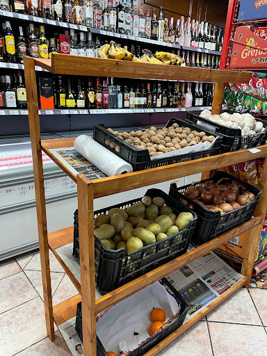 FAMILY SUPERMARKET ALBIR ubicada en L'Alfàs del Pi (Alicante)