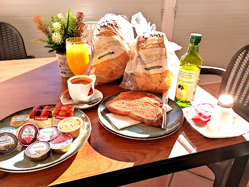 Cafetería y Tapas Loto ubicada en Conil de la Frontera (Cádiz)