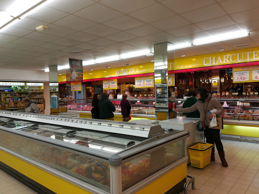 Supermercados Alimerka ubicada en Luanco (Asturias)