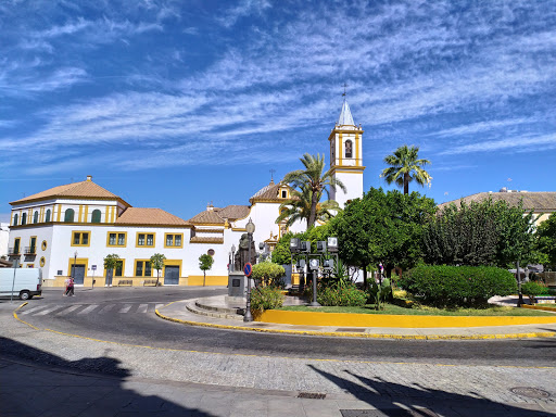 Parroquia Santa María Magdalena ubicada en Dos Hermanas (Sevilla)