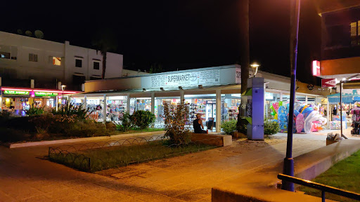 Supermercado ubicada en Cales de Mallorca (Islas Baleares)