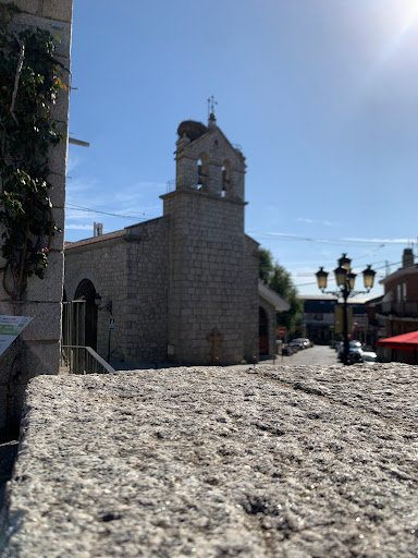 Parroquia Nuestra Señora Del Rosario of Hoyo de Manzanares ubicada en Hoyo de Manzanares (Madrid)