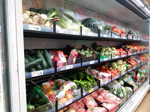 Supermercados Dia ubicada en Barcelona (Barcelona)