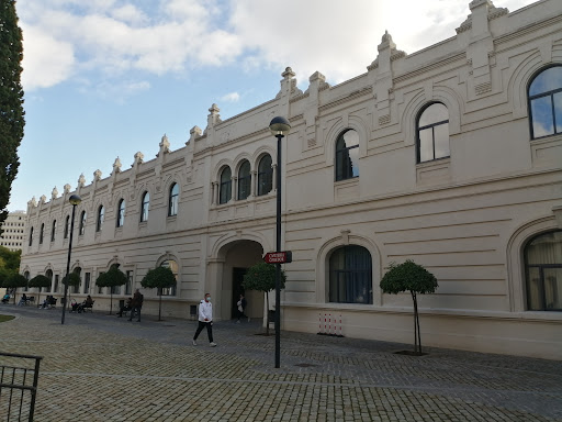 Faculty of Law ubicada en Seville (Sevilla)