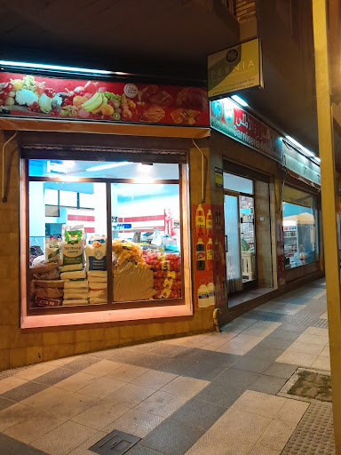 Carniceria atlas halal ubicada en Monzón (Huesca)