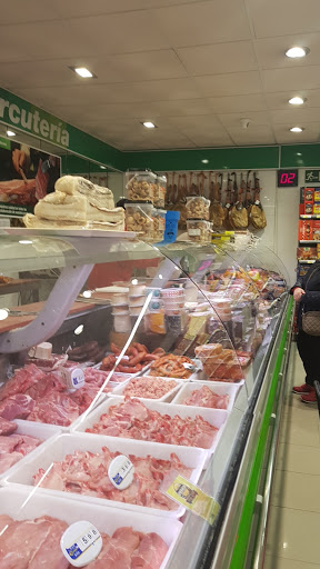 Supermercado Coviran ubicada en Cenes de la Vega (Granada)