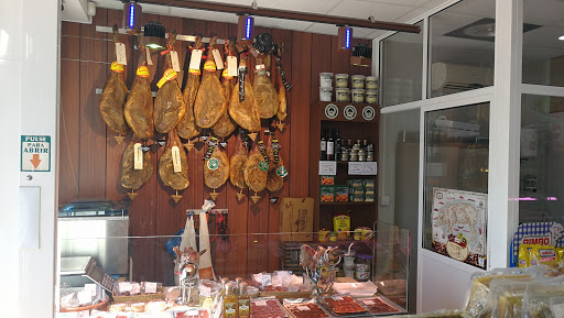 Carniceria Hnos.Mayolín ubicada en Jerez de la Frontera (Cádiz)