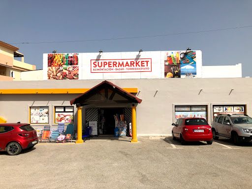 Supermarket Alimentacion Bazar Torreguadiaro ubicada en San Roque (Cádiz)