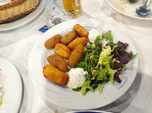 Pension Restaurante Isidro ubicada en El Rocío (Huelva)