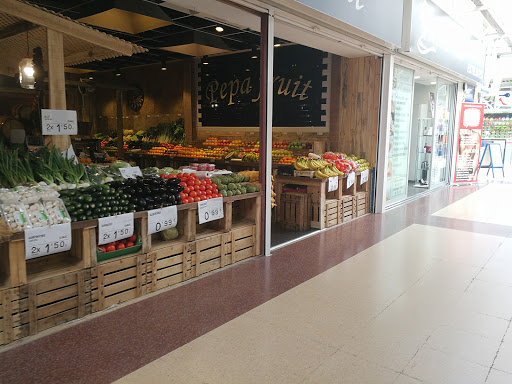 Carrefour ubicada en Barcelona (Barcelona)