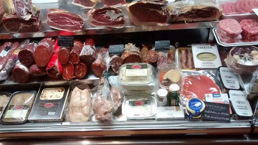 Entrejamones ubicada en Zaragoza (Zaragoza)