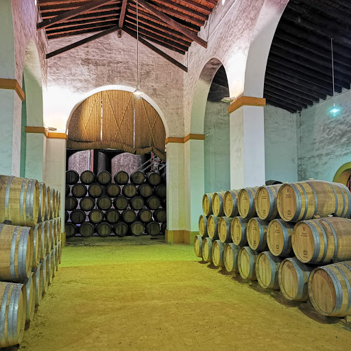 Bodegas Privilegio del Condado ubicada en Bollullos Par del Condado (Huelva)