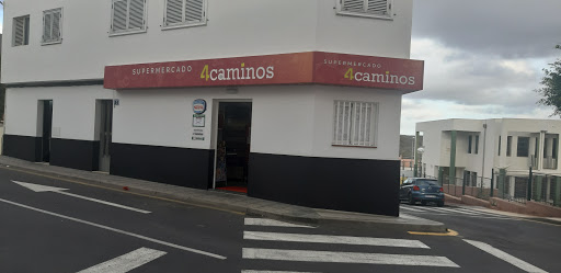 Supermercado 4 caminos ubicada en Buzanada (Santa Cruz de Tenerife)