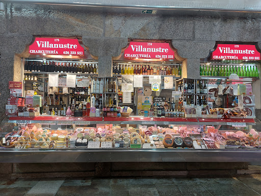 Charcutería Villanustre ubicada en Santiago de Compostela (A Coruña)