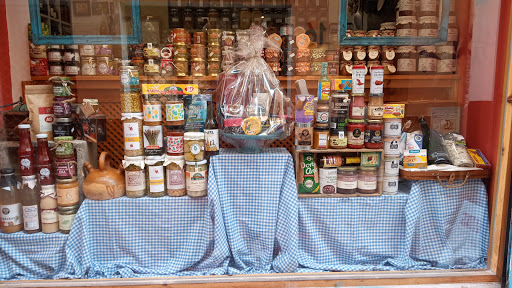 Botellas y Latas ubicada en Seville (Sevilla)